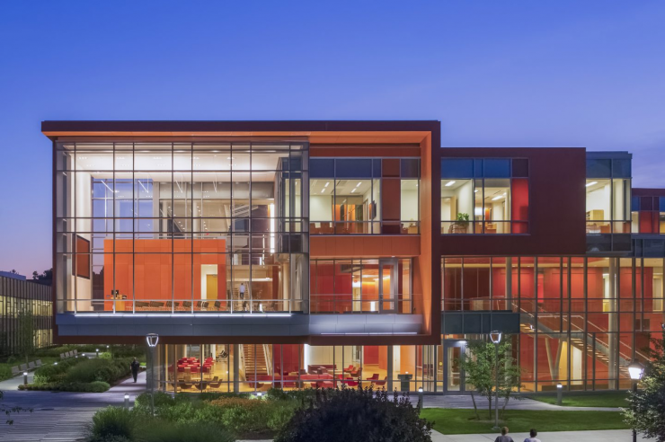 Du Học Mỹ 2025: Các Lý Do Nên Chọn Adelphi University Tại New York