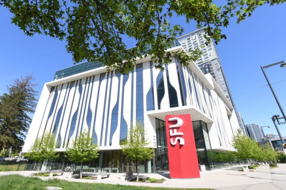 simon-fraser-university-lua-chon-thuc-dung-khi-du-hoc-canada