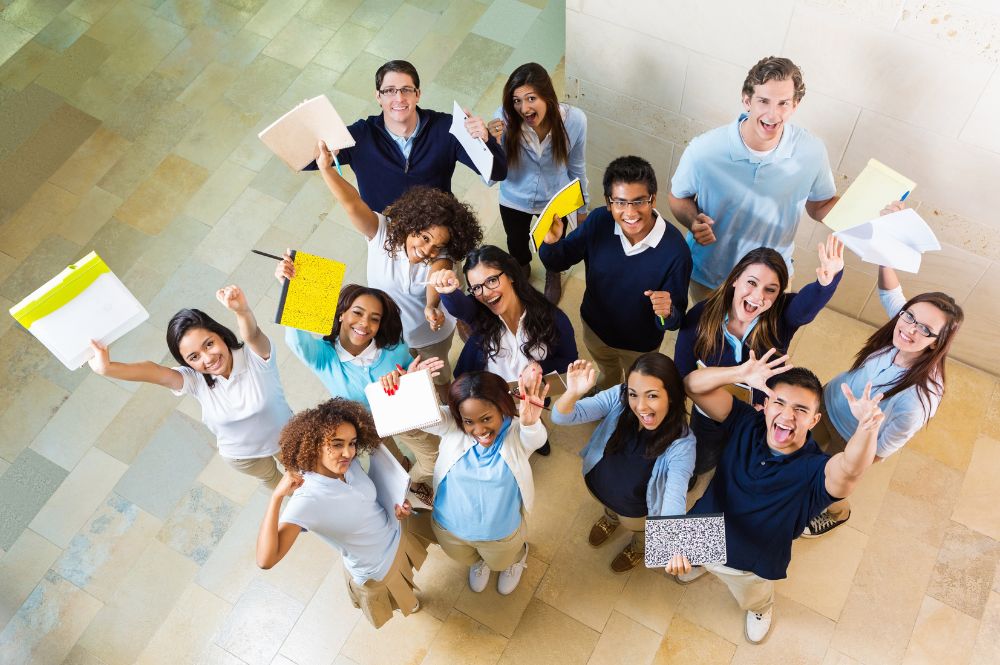 nganh-hot-o-canada-nhung-kho-xin-viec-canh-bao-cho-du-hoc-sinh