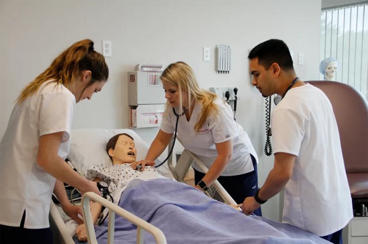 Yêu cầu và điều kiện chương trình ABSN - du học điều dưỡng cấp tốc ở Mỹ 