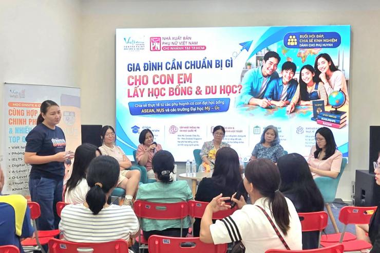Hợp Điểm tư vấn lộ trình săn học bổng và du học thành công