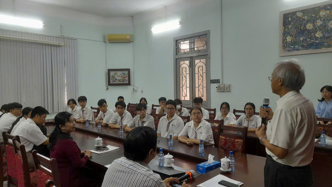 Hợp Điểm và hành trình 11 năm tiếp sức học bổng