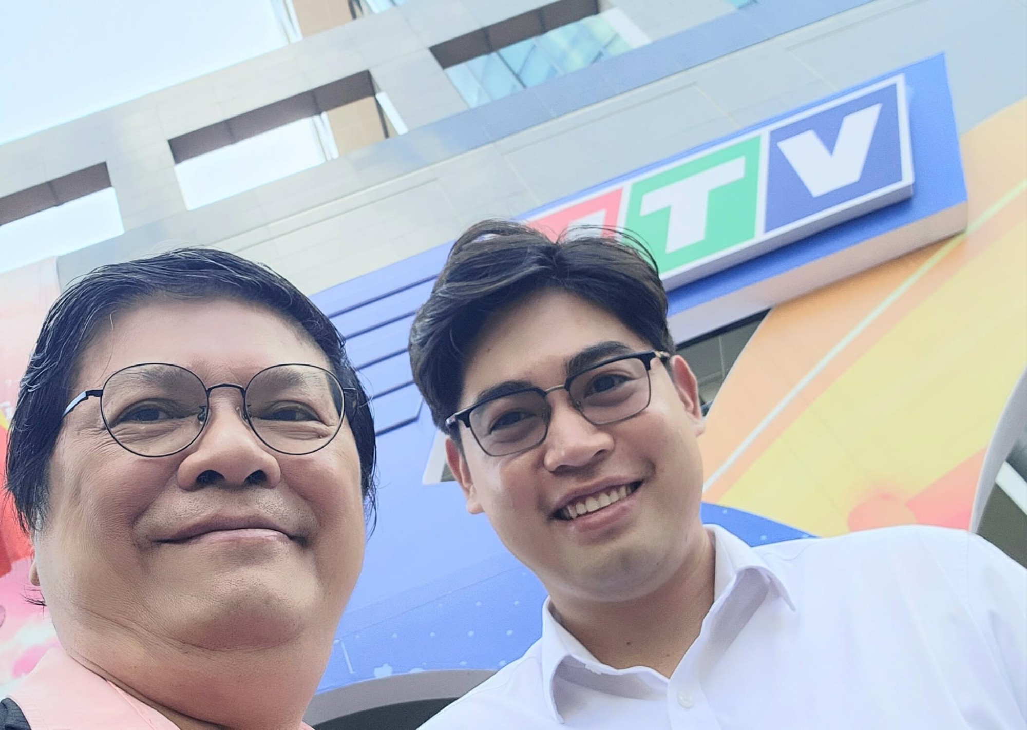 hoc-bong-du-hoc-nganh-y-hungary-chinh-phuc-giac-mo-cung-hop-diem-htv