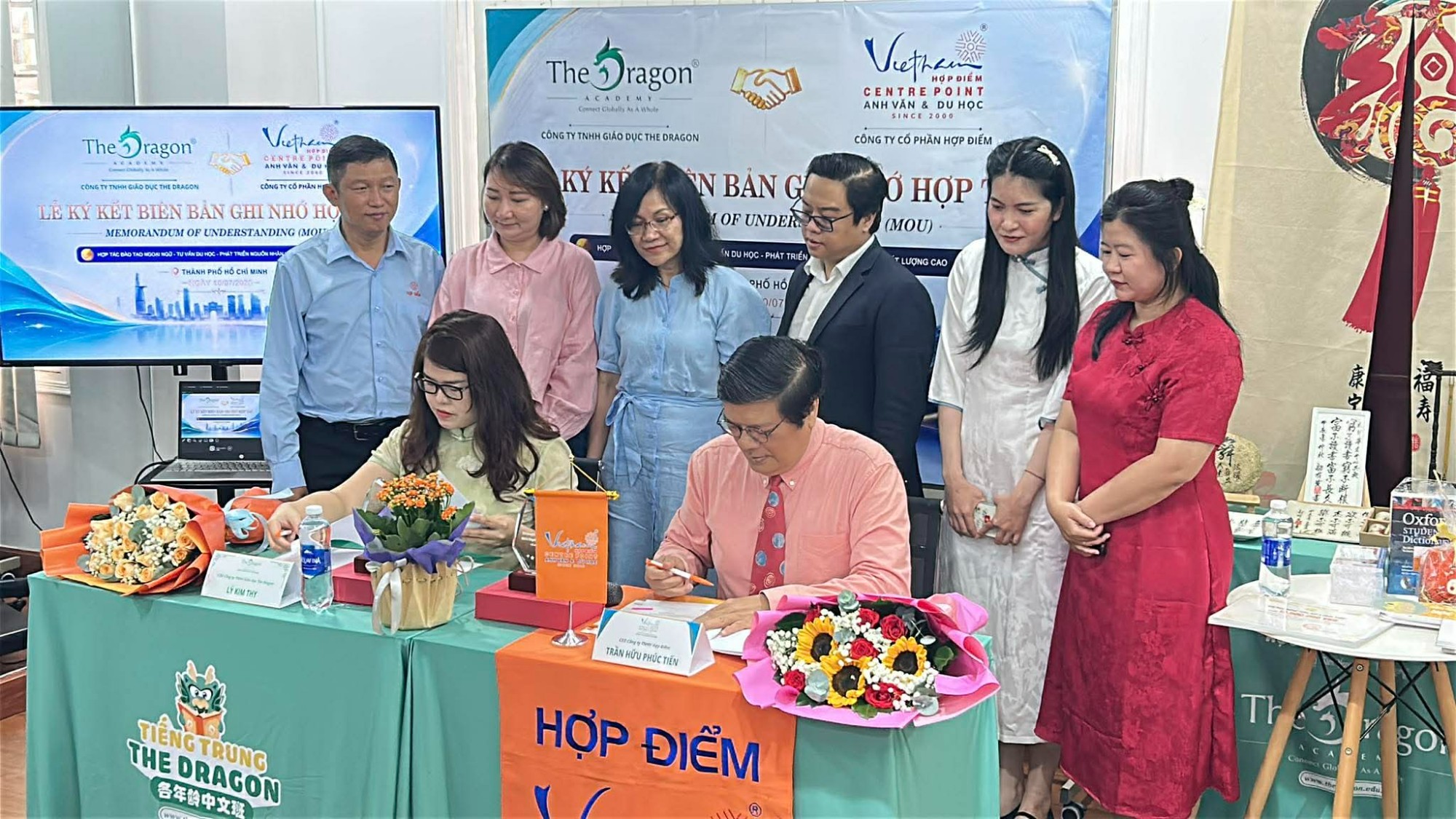 Hợp Điểm ký kết hợp tác cùng The Dragon
