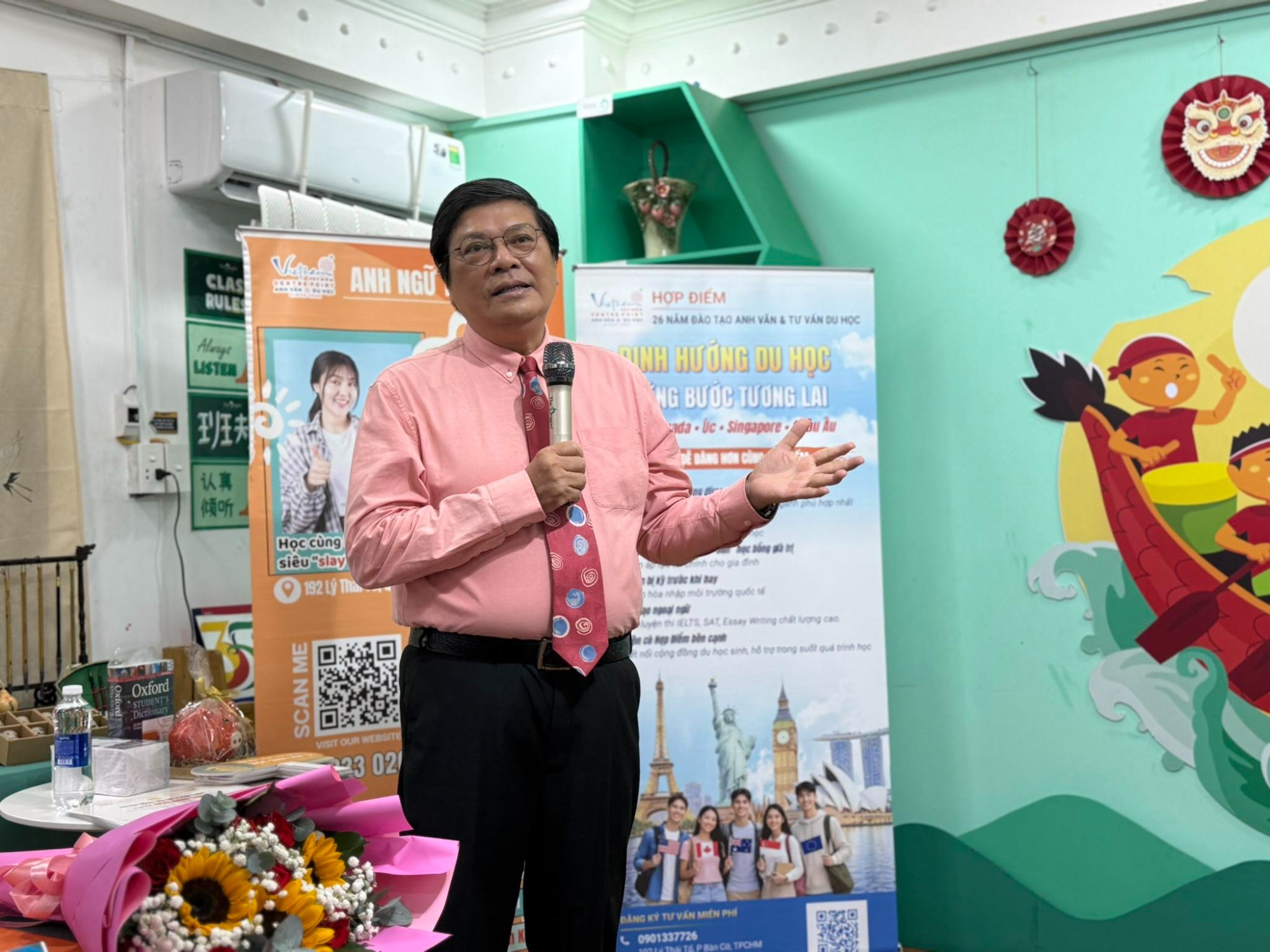 Ông Phúc Tiến phát biểu trong buổi ký kết