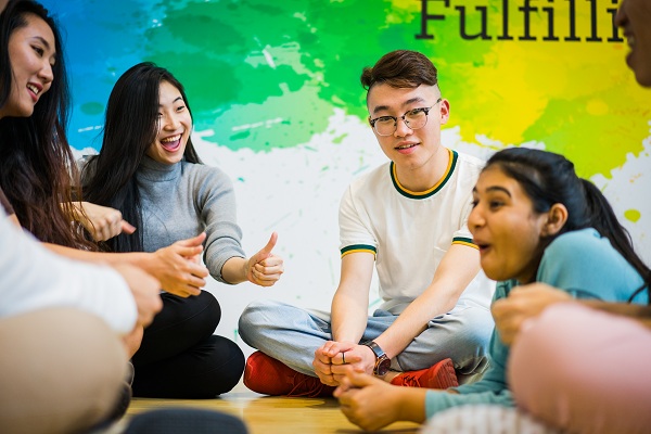 Hằng năm, Học viện Quản lý Singapore (SIM) cấp nhiều học bổng 100% cho sinh viên quốc tế