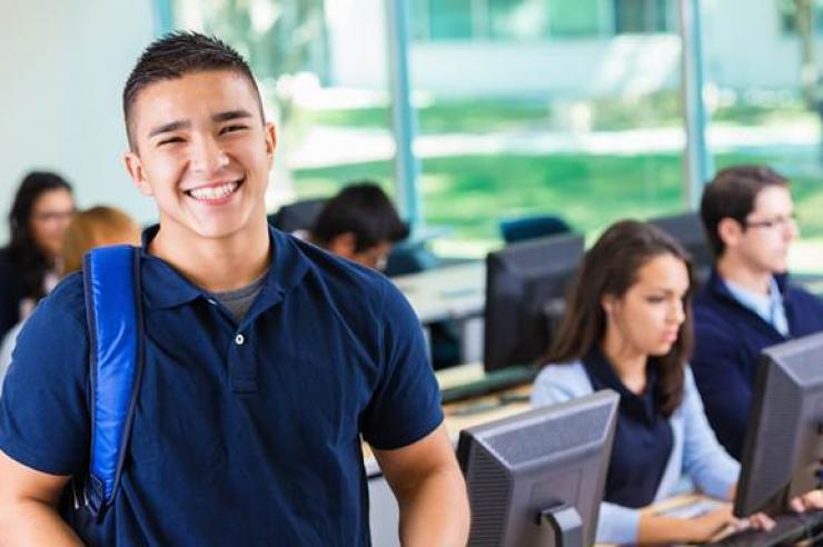 Phỏng Vấn & Xét Tuyển Học Bổng Trực Tiếp Tại Ngày Hội Du Học Trung Học Mỹ, Canada, Úc, NZ, Châu Âu
