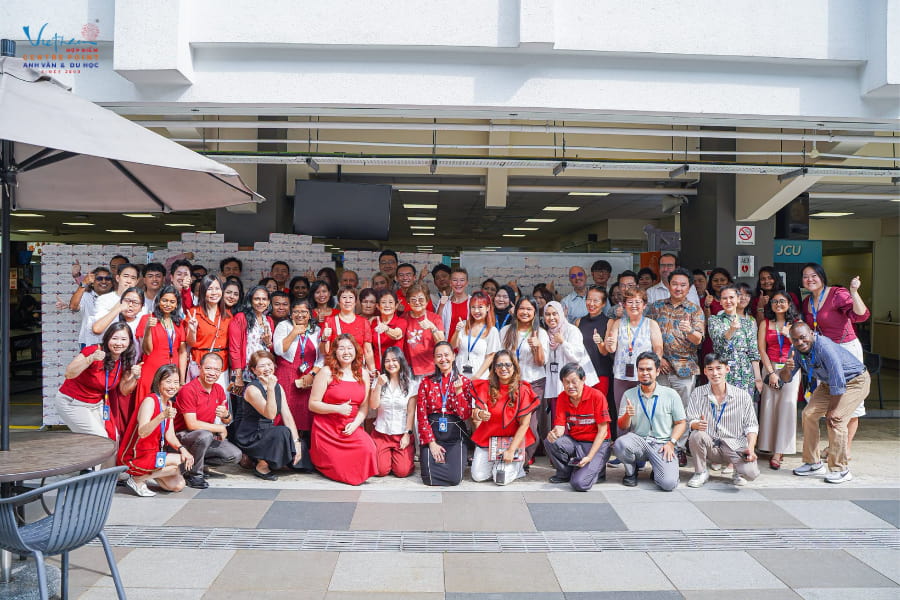 Các kỳ nhập học JCU Singapore