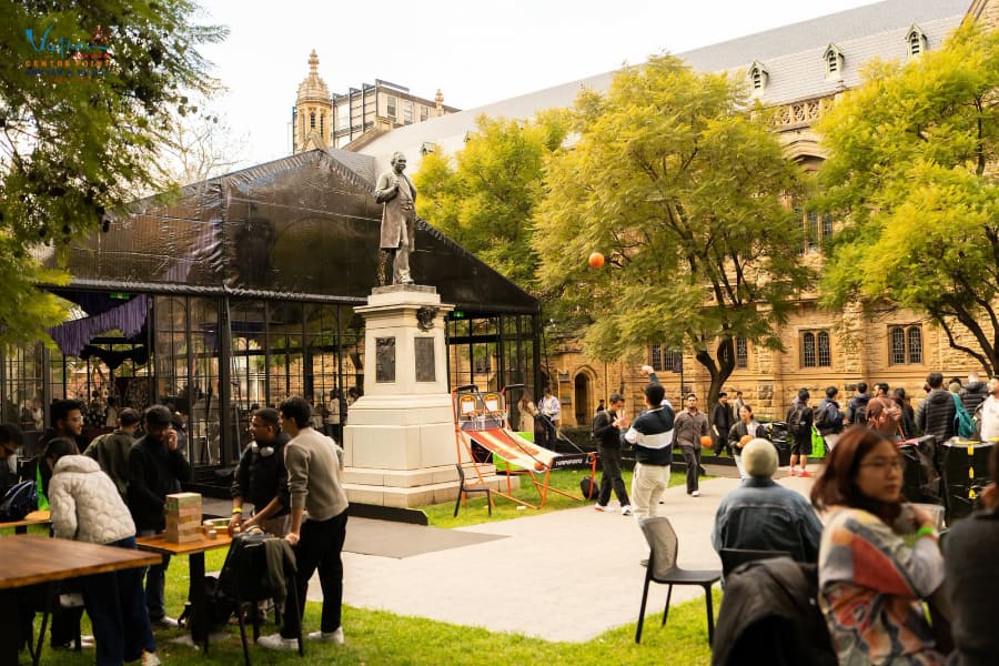 Khuôn viên Adelaide University