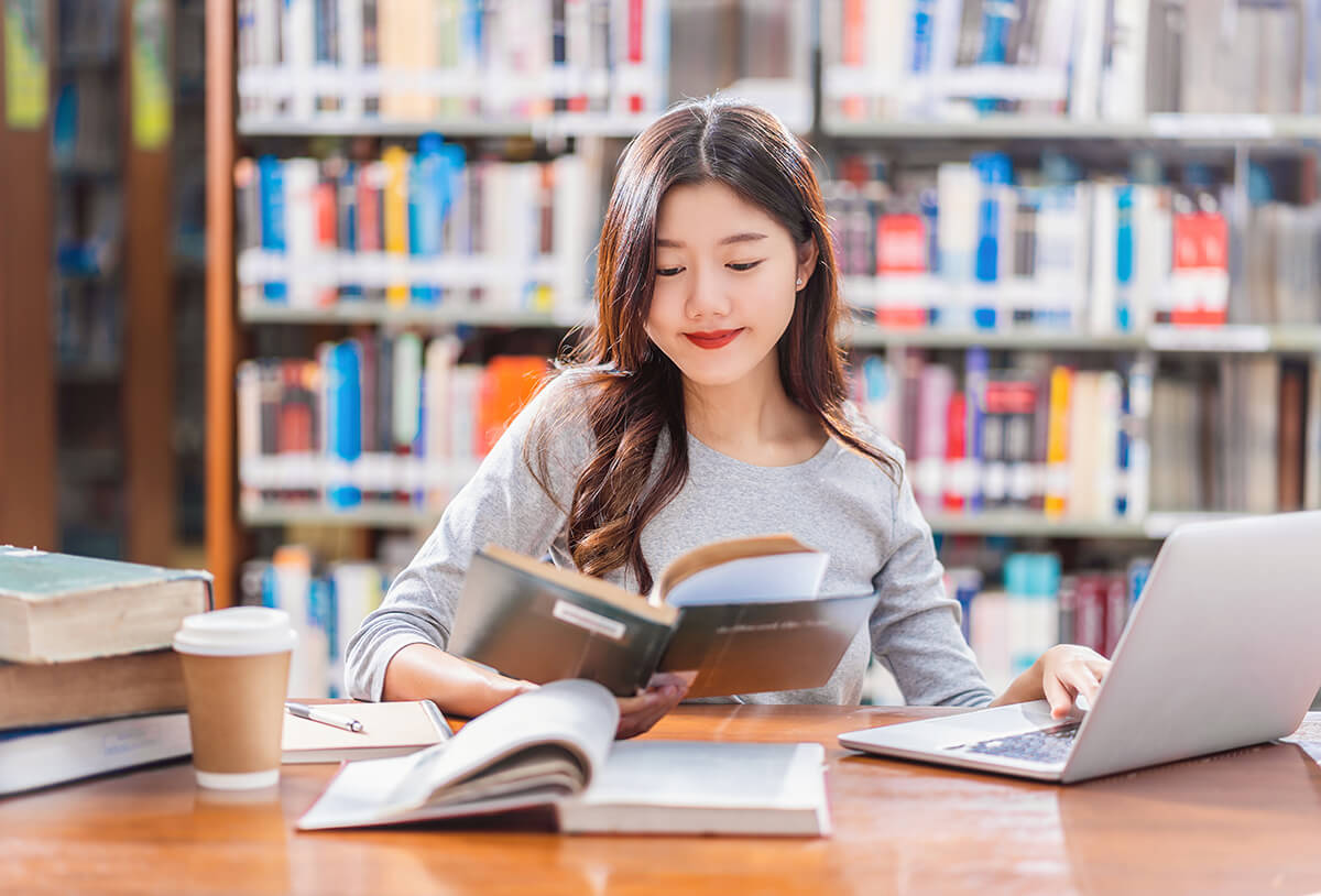 hoc-bong-du-hoc-uc-lam-sao-de-ho-so-noi-bat