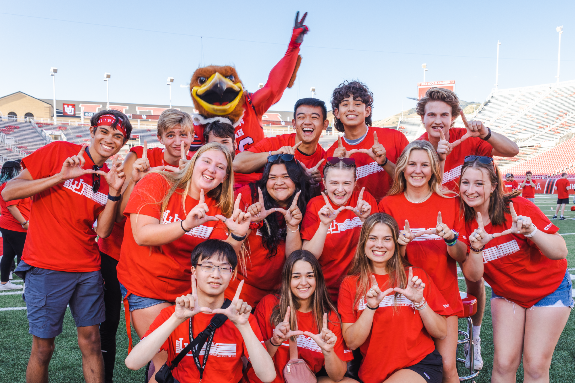 lam-giau-tuoi-tre-voi-cau-lac-bo-va-su-kien-khi-du-hoc-my