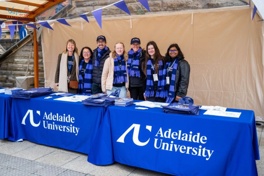 Sinh viên tại Adelaide Uni