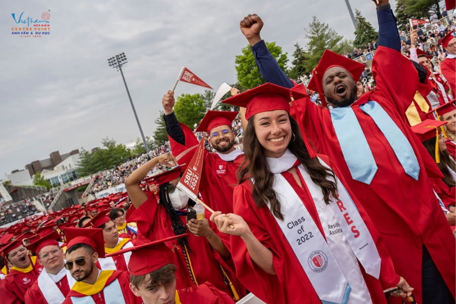 Sinh viên Stony Brook University