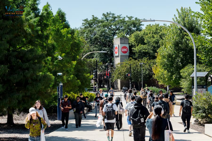 UIC mang lại môi trường học tập đa văn hoá